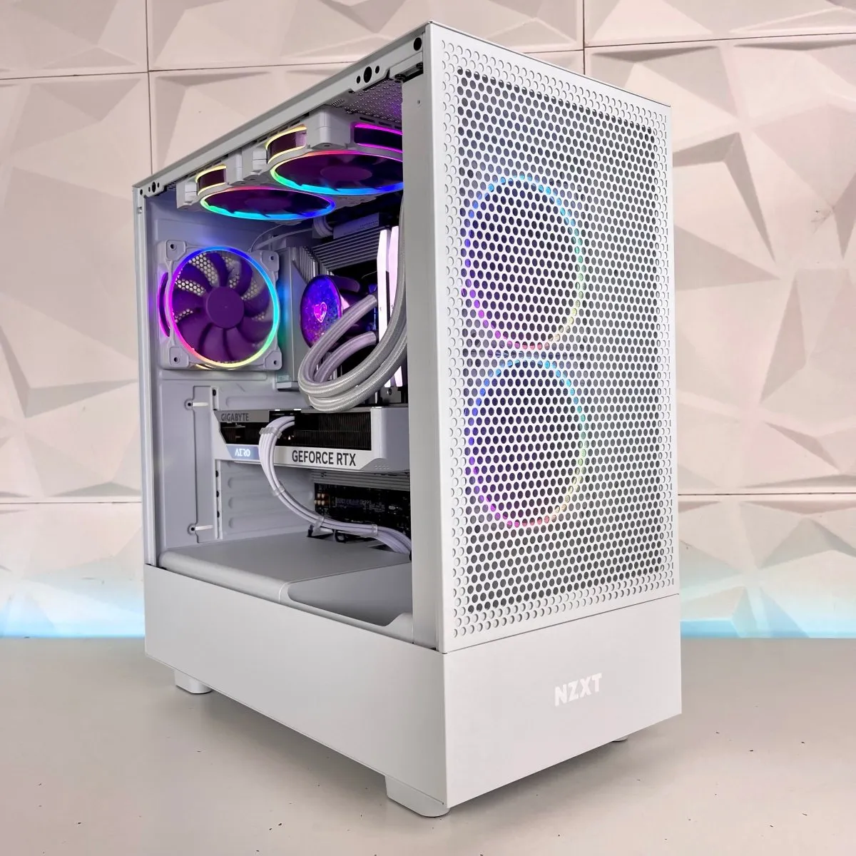 IGaming Core i5| RTX 4060/4070 Ti Super | 32GB DDR5 | H5 Purflow