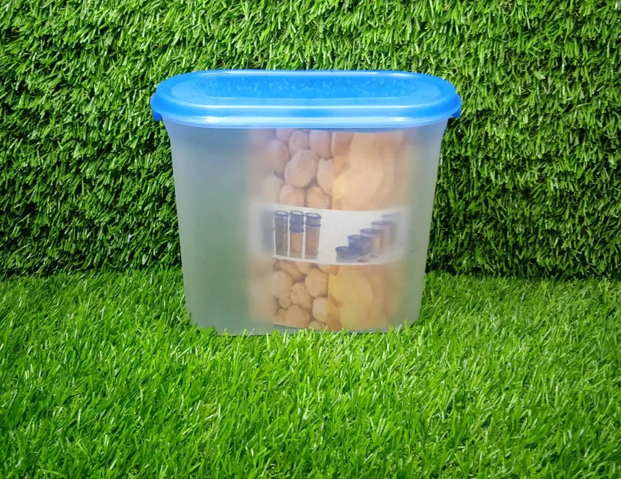 Plastic Storage Containers with Lid (1600 ML)