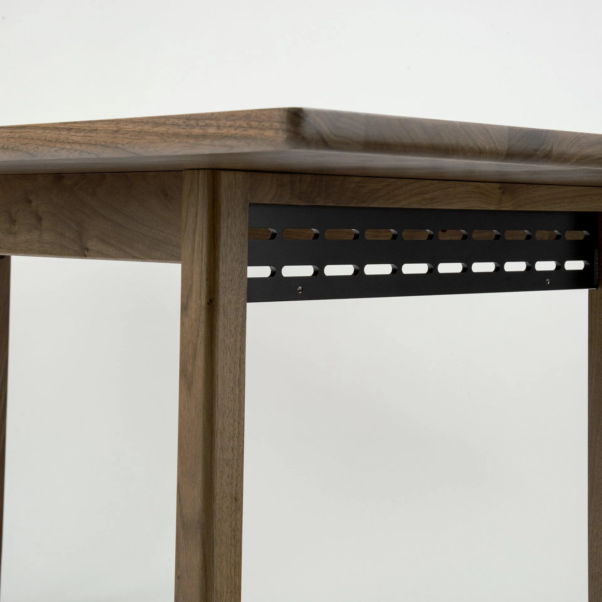 Table - Walnut